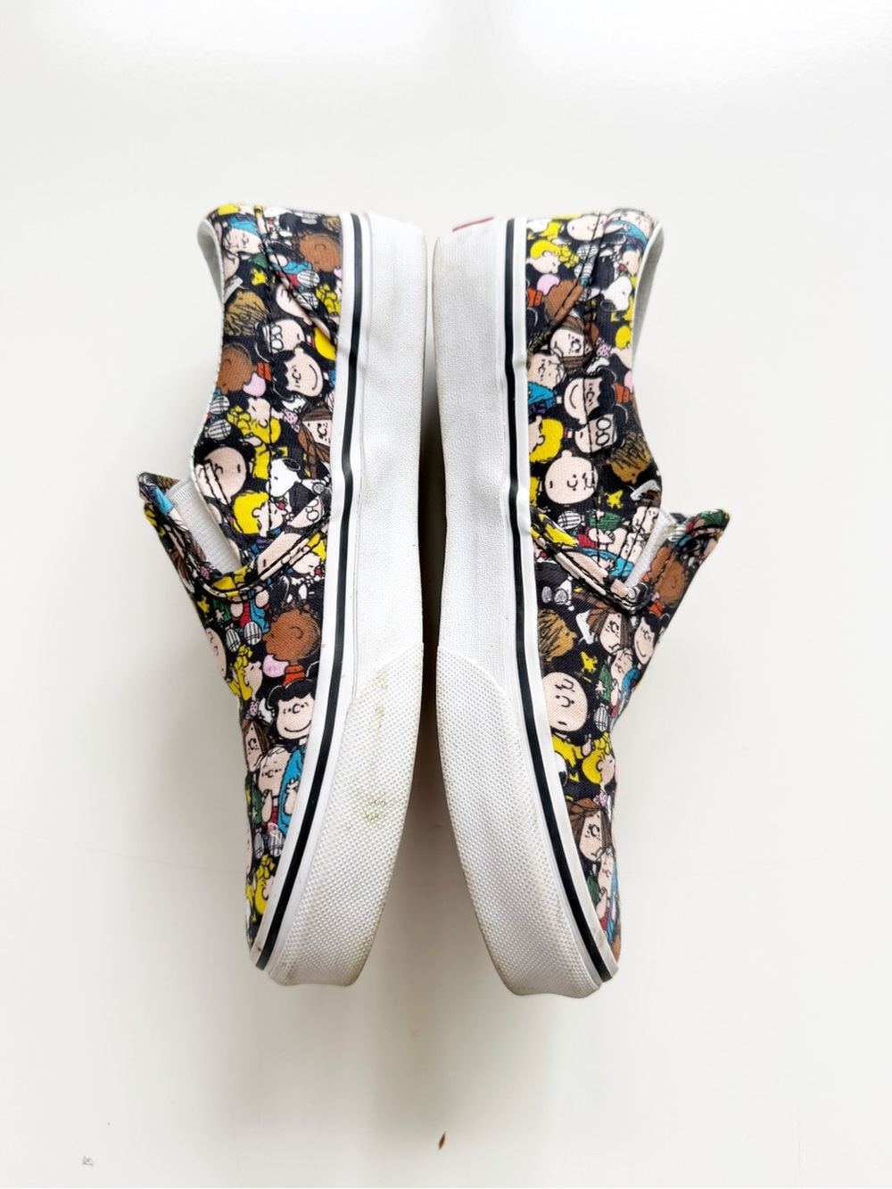 VANS x Peanuts Slip On Sneakers size 3 - Picture 3 of 6